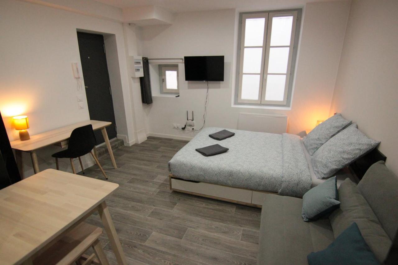 Jolis Appartements Au Coeur De Clermont Ferrand - Proche Jaude - Wifi Et Netflix Exterior photo